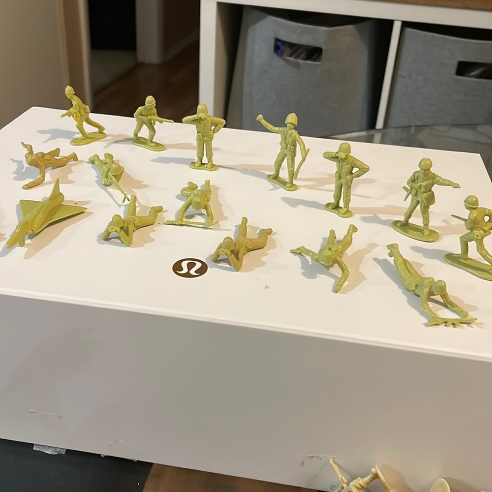 Plastic army